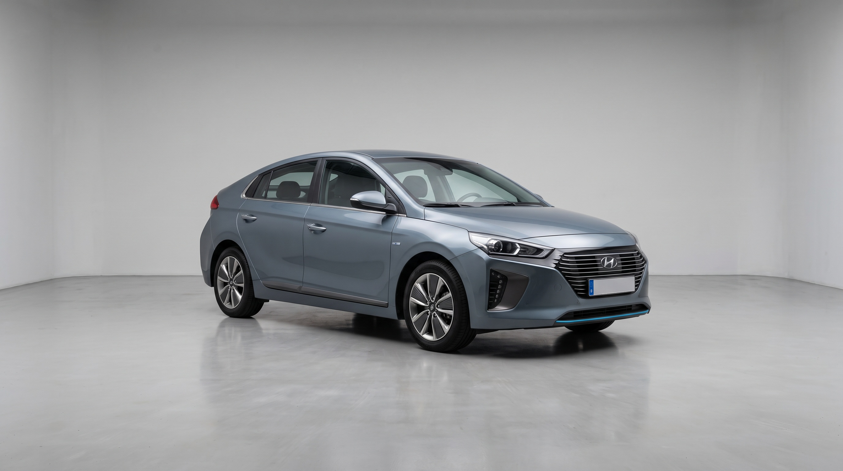 Hyundai Ioniq Hybride grise